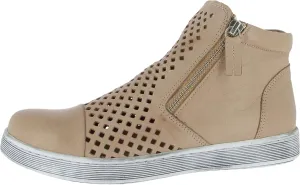 Andrea Conti Women's Low-Top Sneakers