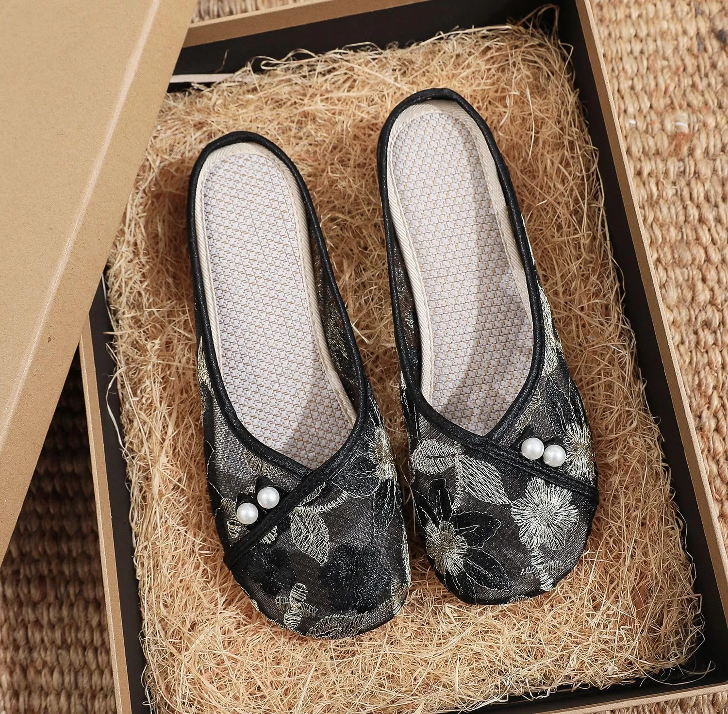 Chinese Slippers for Women Embroidered Mules Mesh Pearl Slip on - Retro Trendy Cute Casual Comfortable Walking Beach Travel Lightweight Running Standing All Day Business Office Driving Birthday Gifts