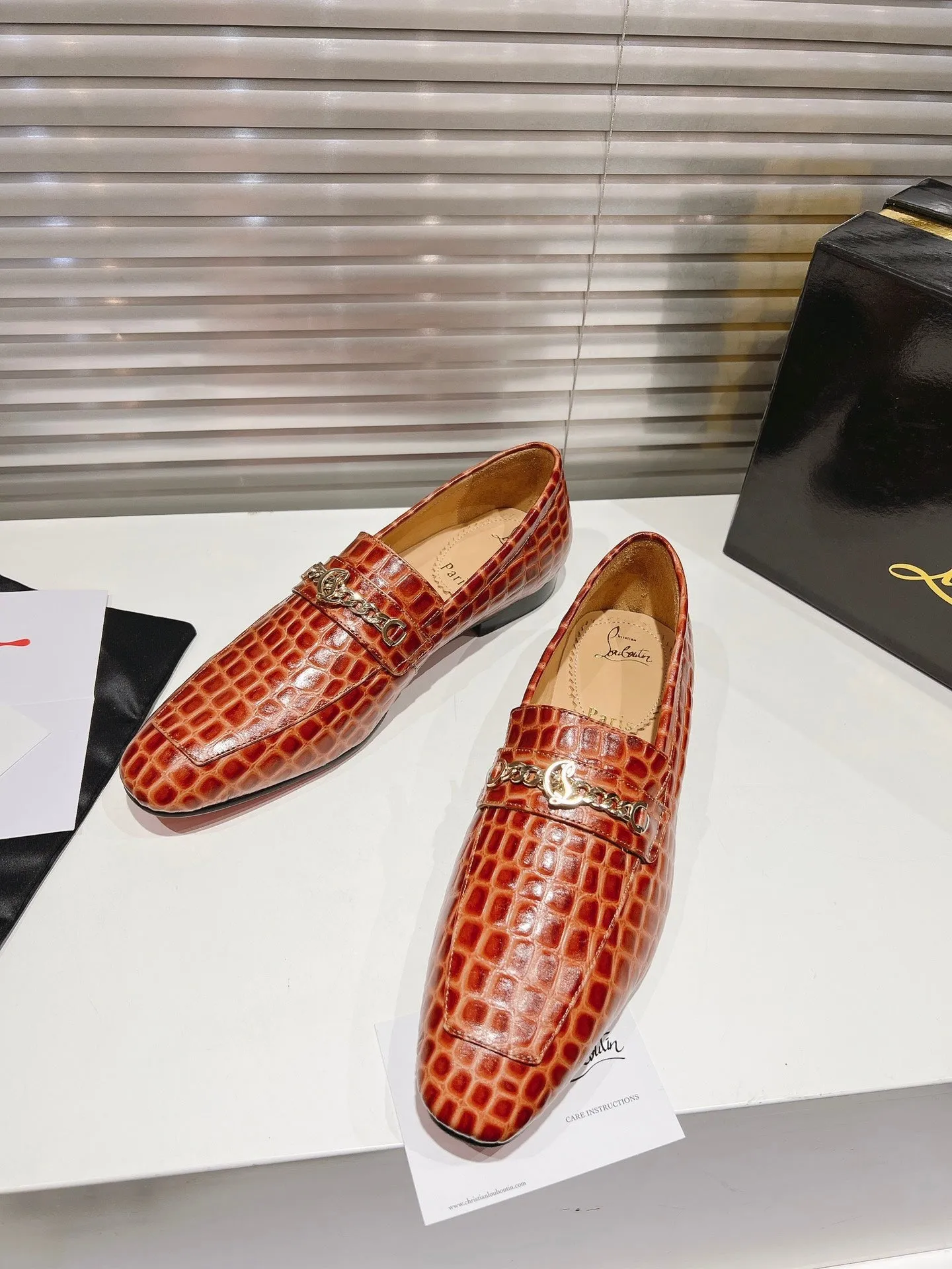 CL 25 MJ Moc Loafers Alligator Embossed Calf Leather 242290