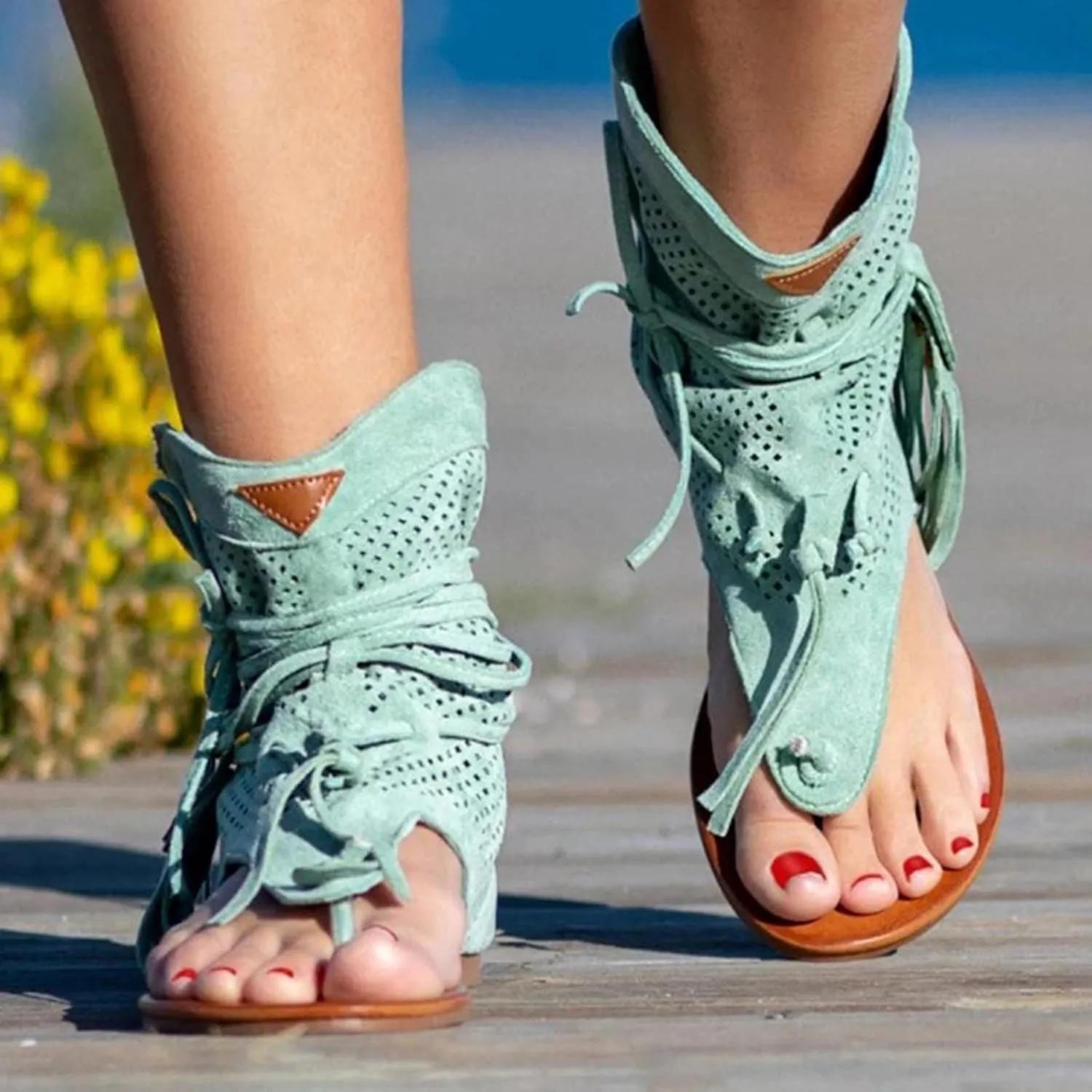 Flip Flops for Women Dressy Summer Flats Vintage Fringe Tassel Straps Clip Toe Slides Breathable Mesh Slippers Bohemian Roman Beach Shoes Boots