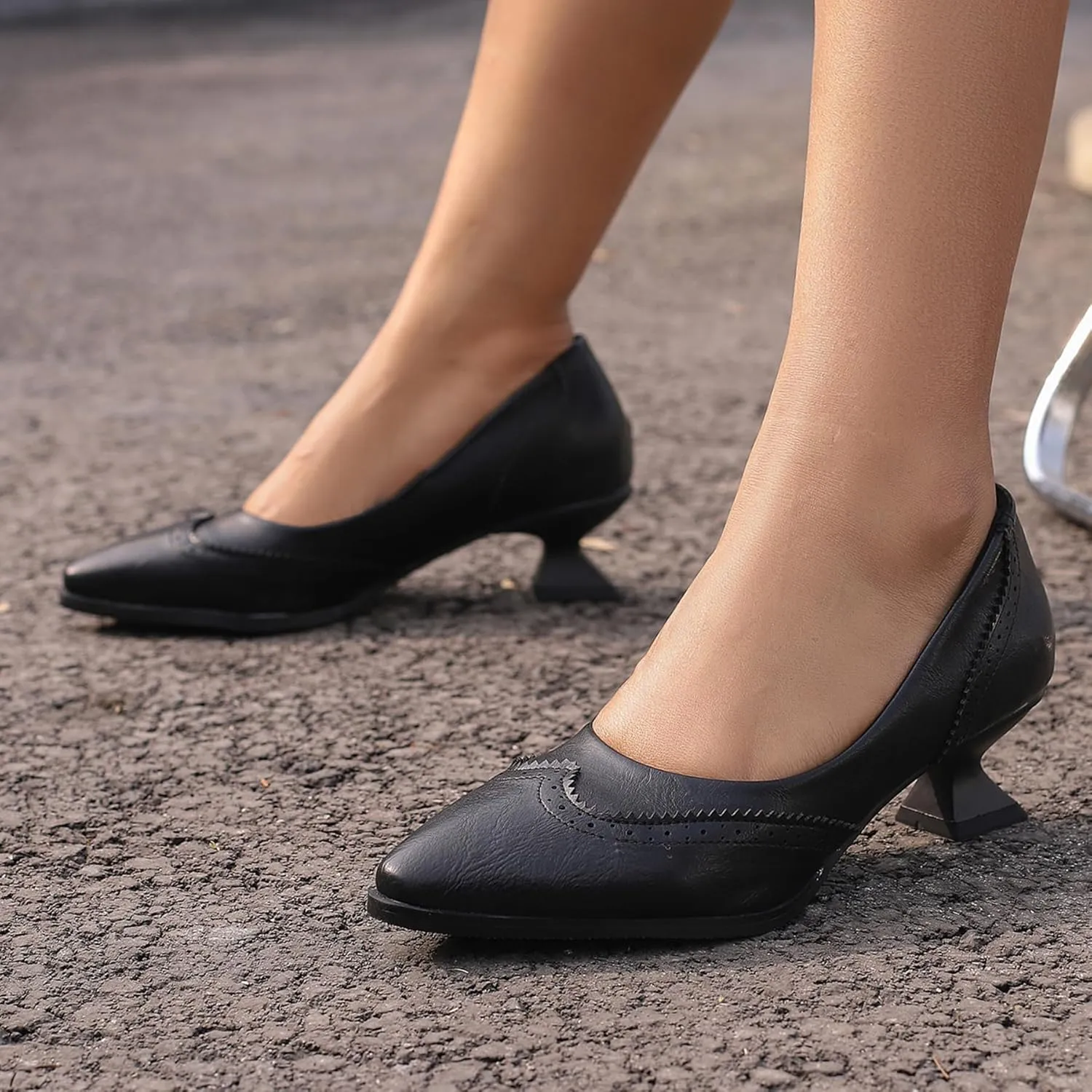 Gicoiz Women Comfy Low Kitten Heel Loafers Office Brogue Pumps