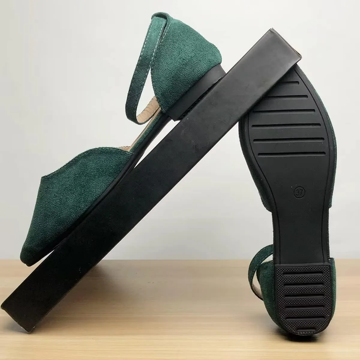 Hee grand Flats for Women Closed Pointed Toe Flats Adjustable Ankle Strap Ballet Shoes Suede Dress Shoes Sandals