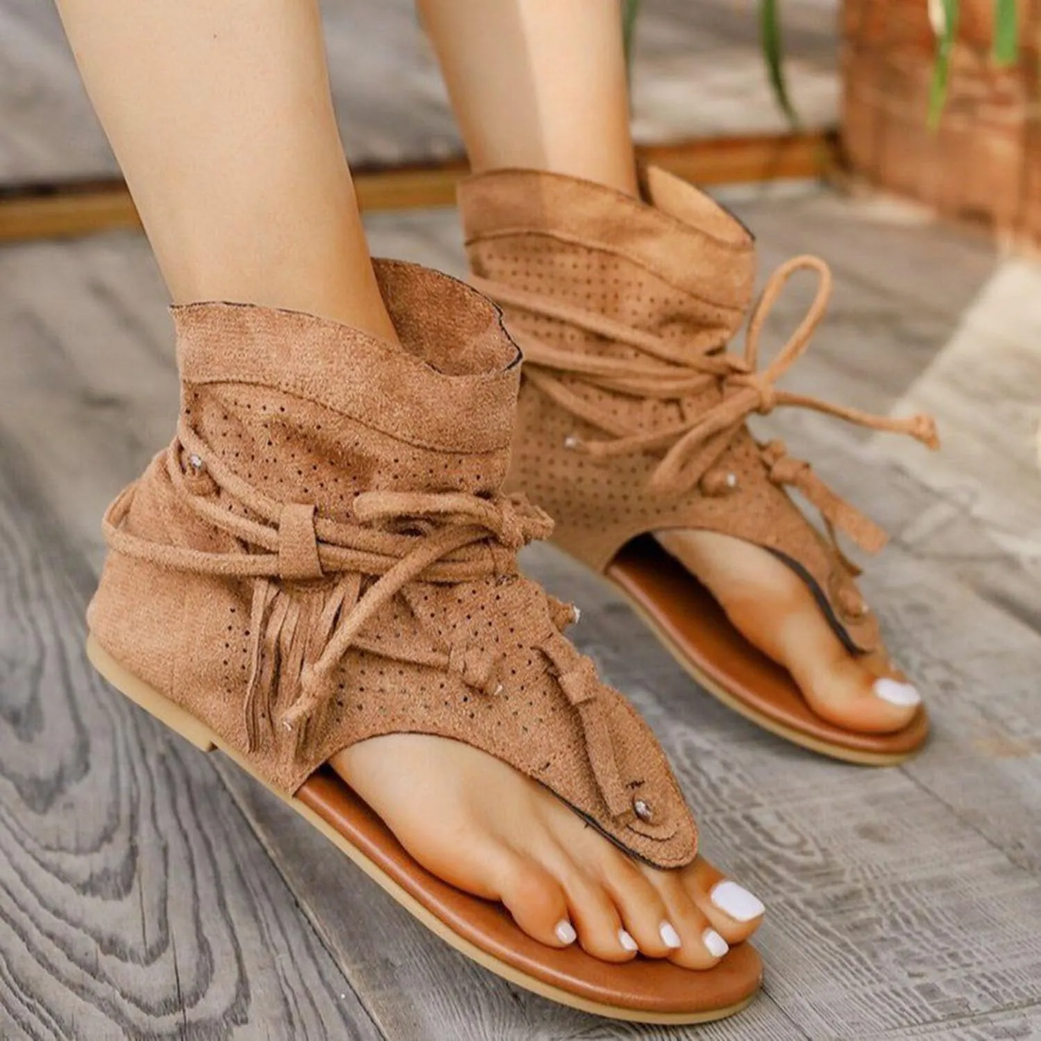 JITUUE Women's Flat Sandals Retro Bohemian Gladiator Fringe Tassel Sandal Ankle Boots Summer Casual Flat Clip Comfortable T-Strap Roman Beach Shoes