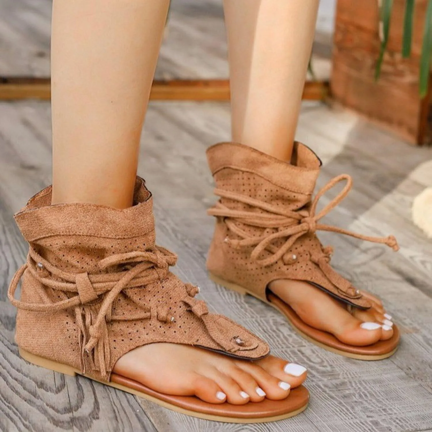 JITUUE Women's Flat Sandals Retro Bohemian Gladiator Fringe Tassel Sandal Ankle Boots Summer Casual Flat Clip Comfortable T-Strap Roman Beach Shoes