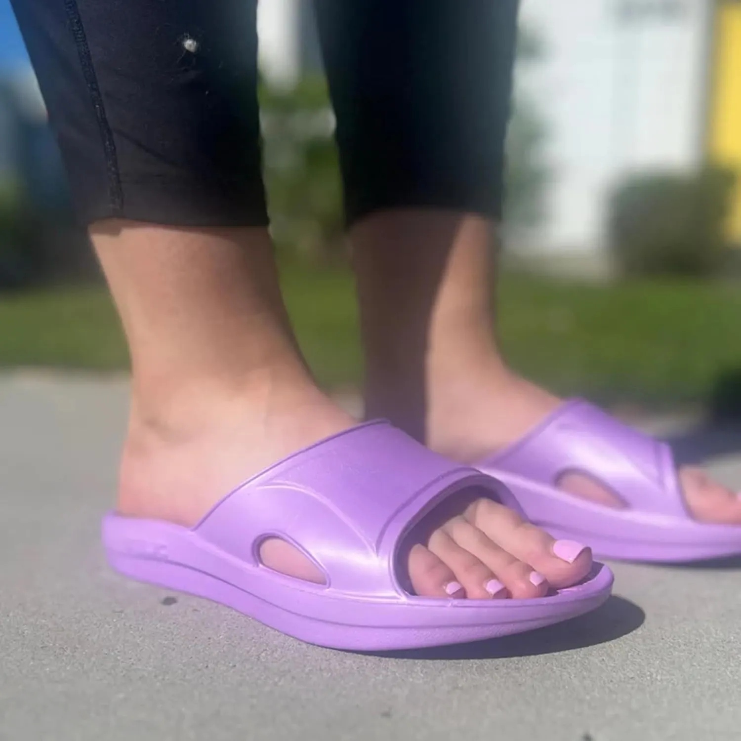 TELIC Unisex Recharge Slides - Pillow-Soft, Arch Supporting, Lightweight, Waterproof, Shock-Absorbing - Perfect for Beach, Pool & Everyday Wear