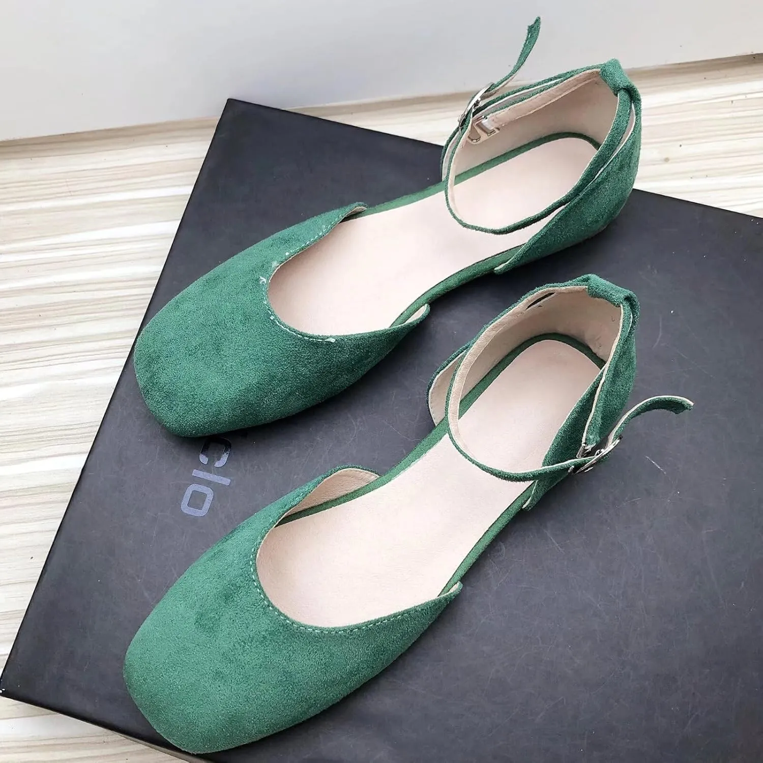 WENJIAZHIZHI Women Square Toe Ankle Buckle Flat Sandals All-Match Comfortable Dressy Wedding Ballets Flats