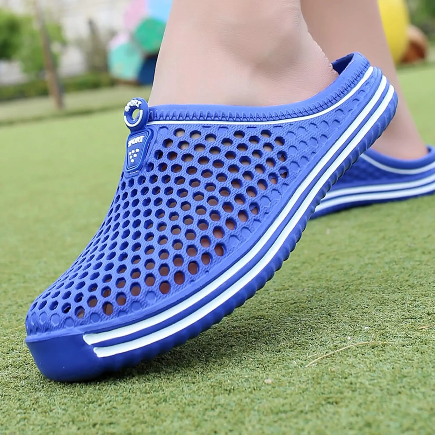 Women Garden Clogs Shoes Unisex Mesh Breathable Slippers Lightweight Summer Beach Sandals Walking Shoes