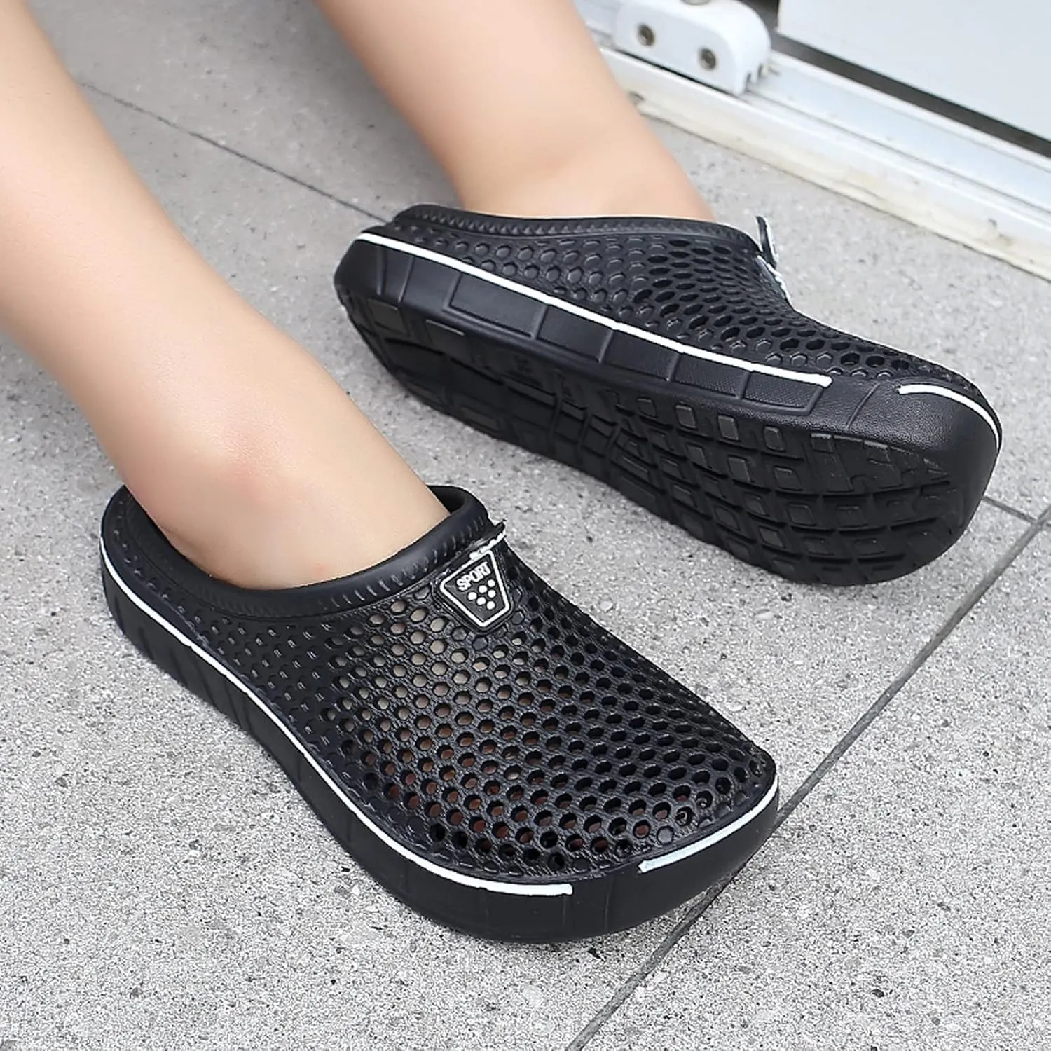 Women Garden Clogs Shoes Unisex Mesh Breathable Slippers Lightweight Summer Beach Sandals Walking Shoes