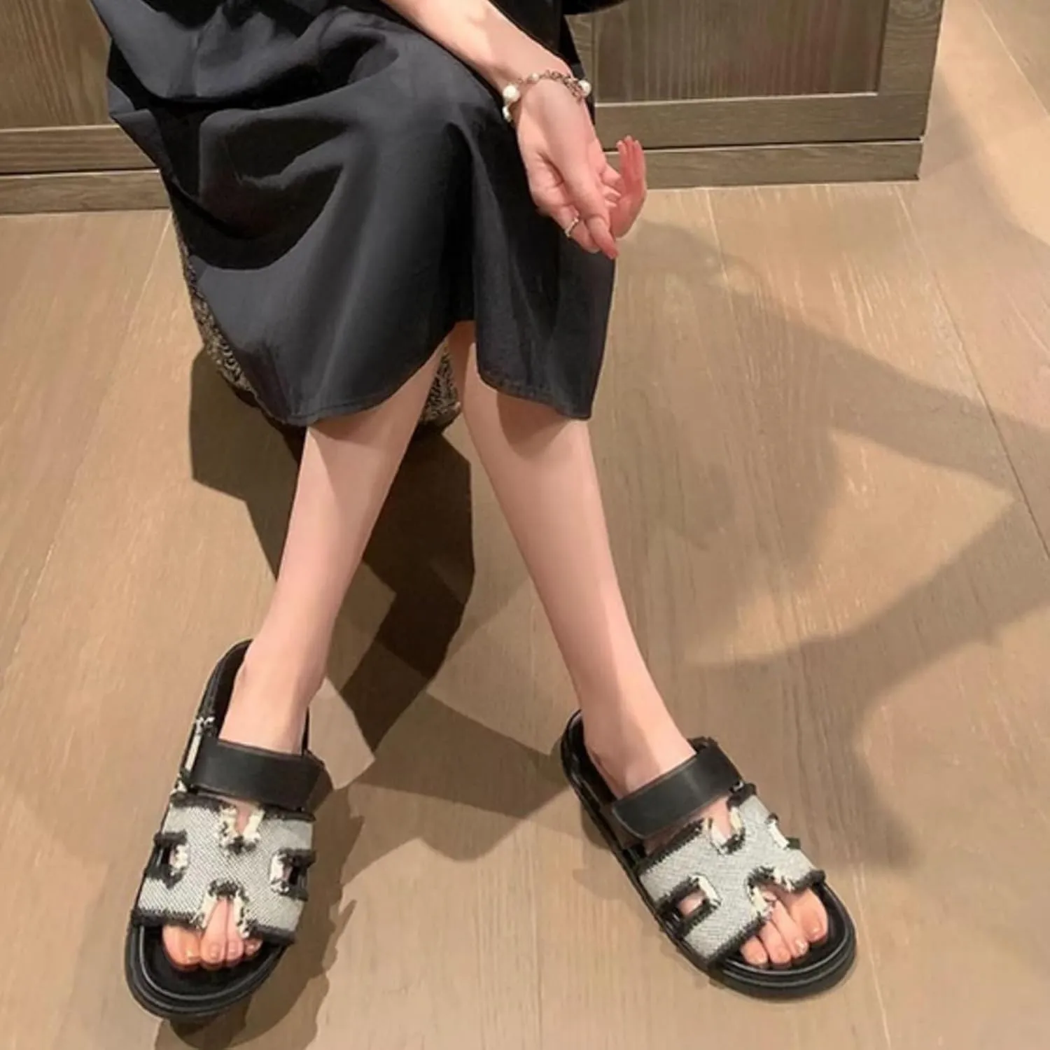Women Sandals Summer Flat Sandal Comfy Adjustable Strap Sandals Fashion Mules Slip On Casual Sandals for Women