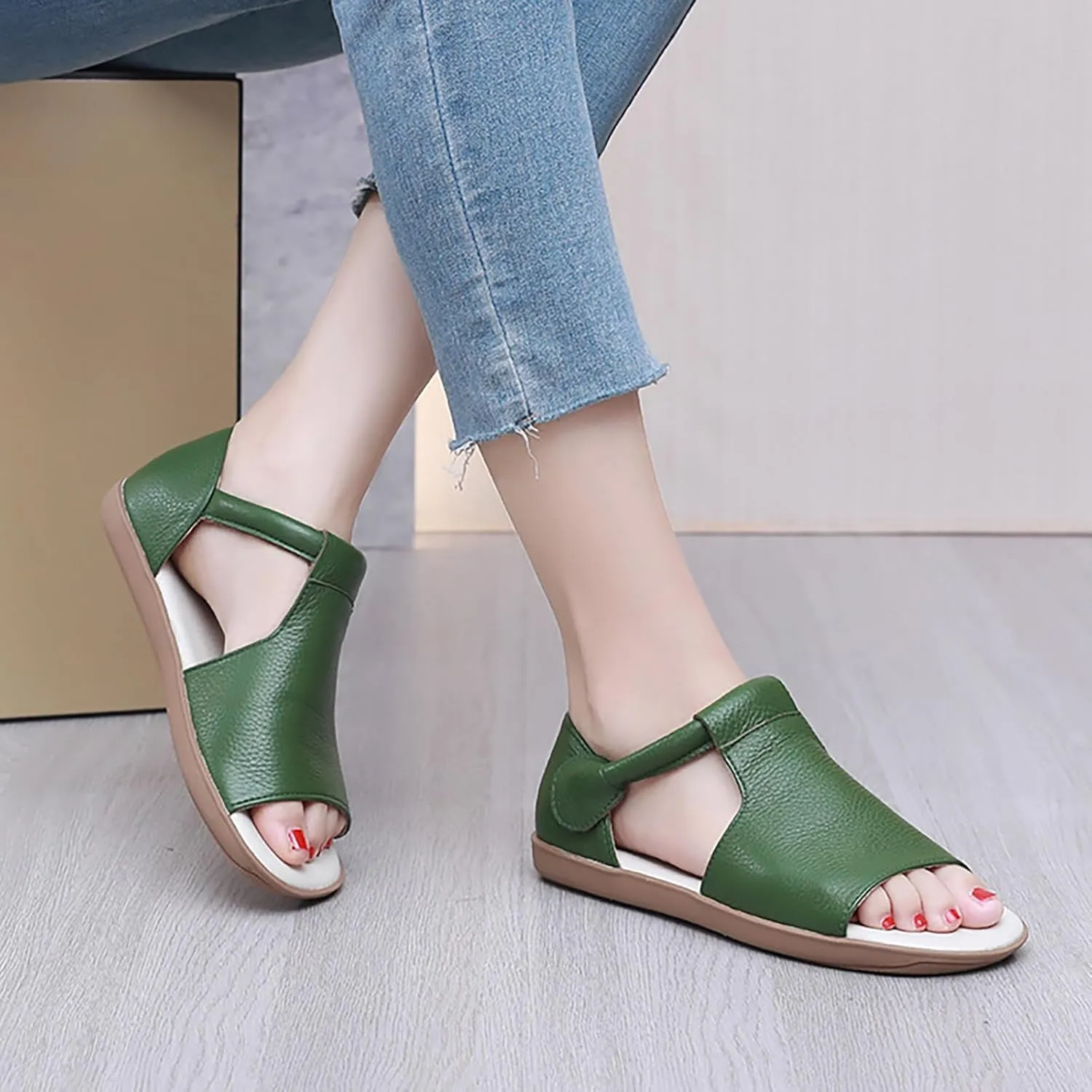Women's Genuine Leather Round Open Toe Flat Roman Sandals Fashion Hook and Loop Casual Platforms Fisherman Sandals Comfort Softsole Non-Slip Beach Walking Sandal Shoes